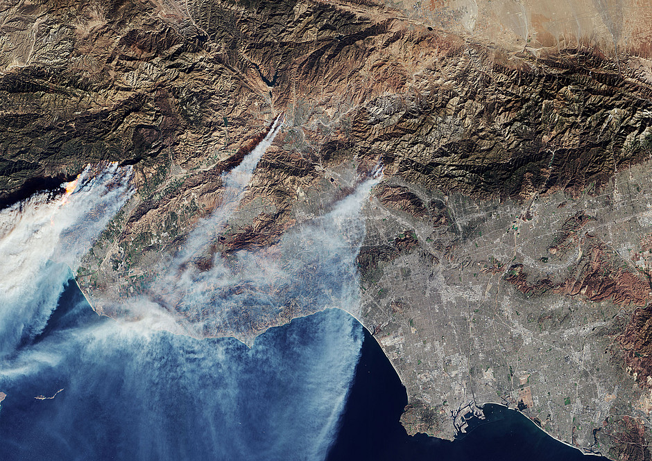 Ongoing Californian wildfires captured from space